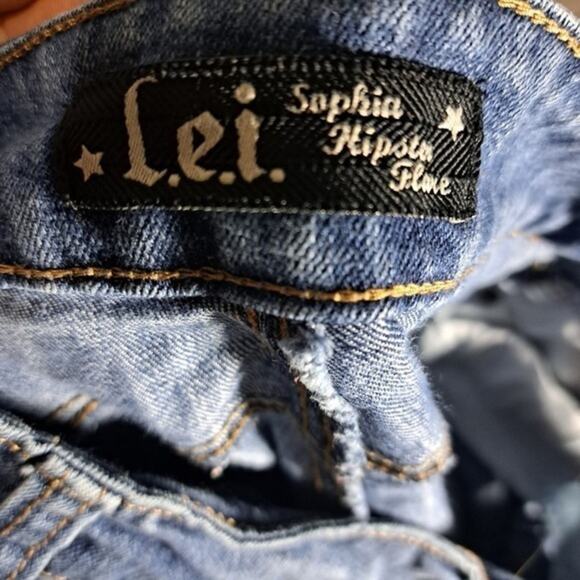 L.e.i Sophia hipster flare jeans size‎ 1 - Picture 3 of 4